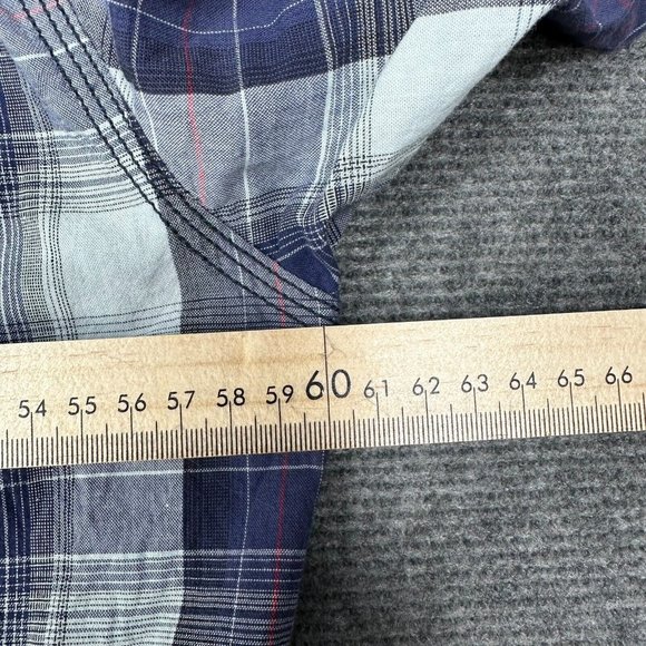 Levi Strauss Levi's Men's Casual Button Up Shirt Short Sleeve Plaid Blue Size XL - Picture 7 of 8